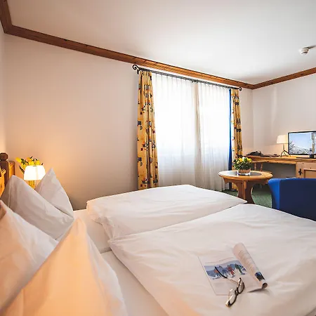 Post 4* סילס מריה