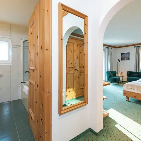 Ξενοδοχείο Post 4*