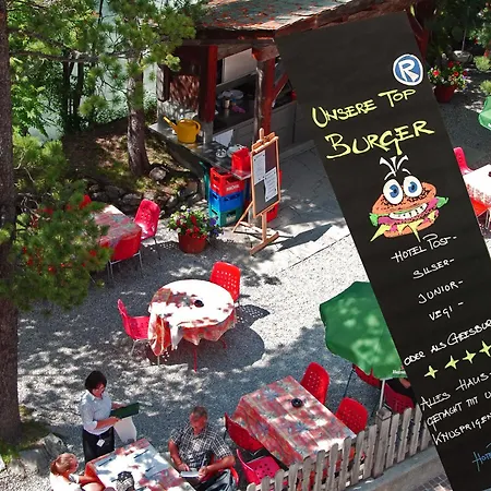 Post Ξενοδοχείο 4*