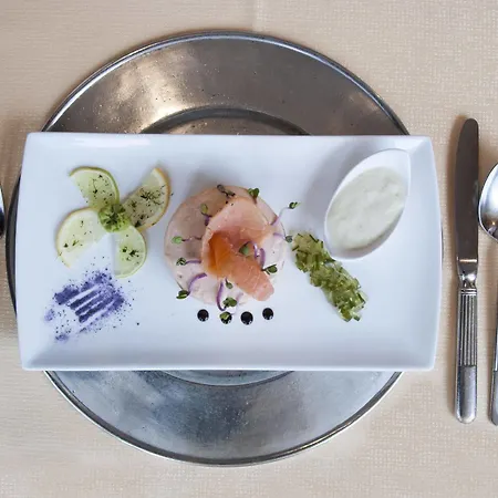 Post 4* סילס מריה