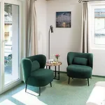 Post Hotel